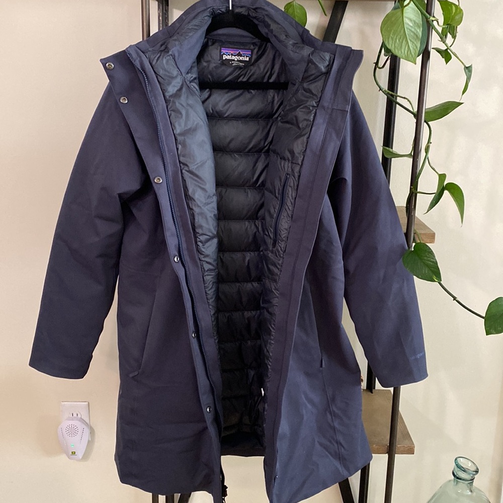 Patagonia Women's 3 in 1 Jacket Dark Blue - Picture 3 of 16